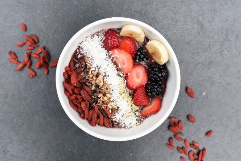 plant-fruit-berry-dish-meal-food-122964-pxhere.com