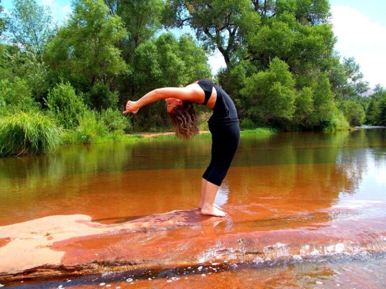 tree-water-nature-plant-girl-woman-1002107-pxhere.com